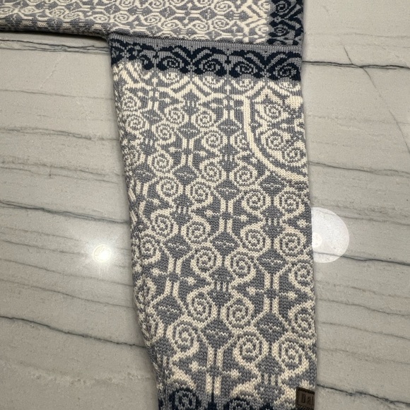 Dale of Norway Gray and Black Patterned Sweater - Picture 6 of 10